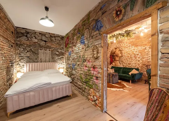 Accommodation At The Folklore Apartment
